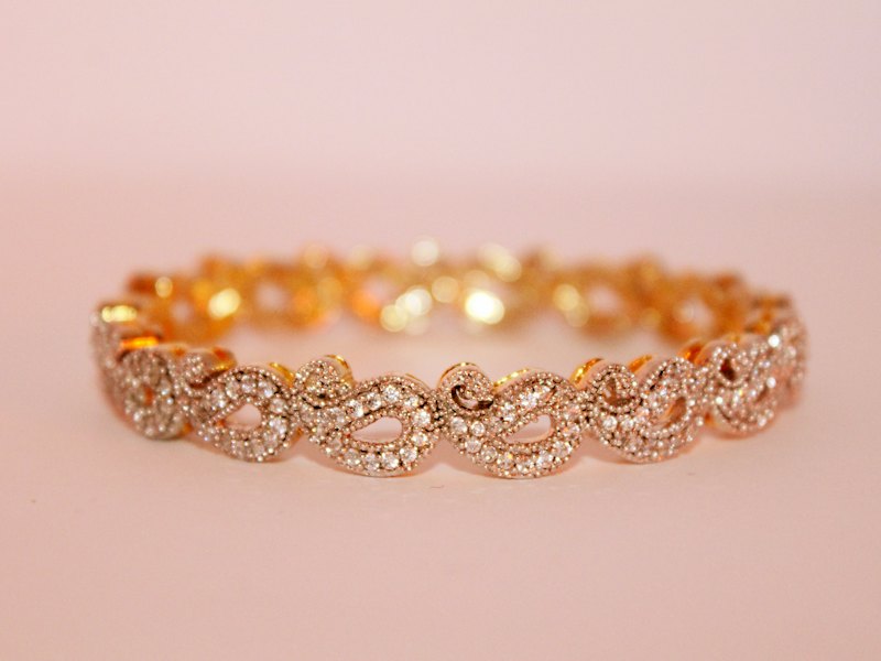 Gold bangle